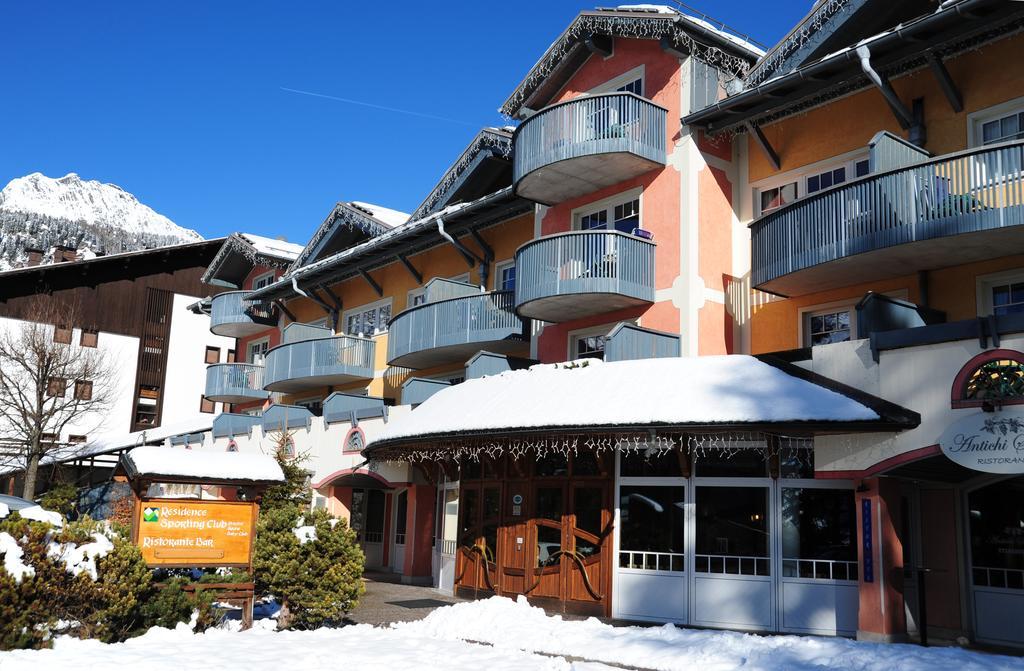 Sporting Aparthotel San Martino Di Castrozza Bagian luar foto
