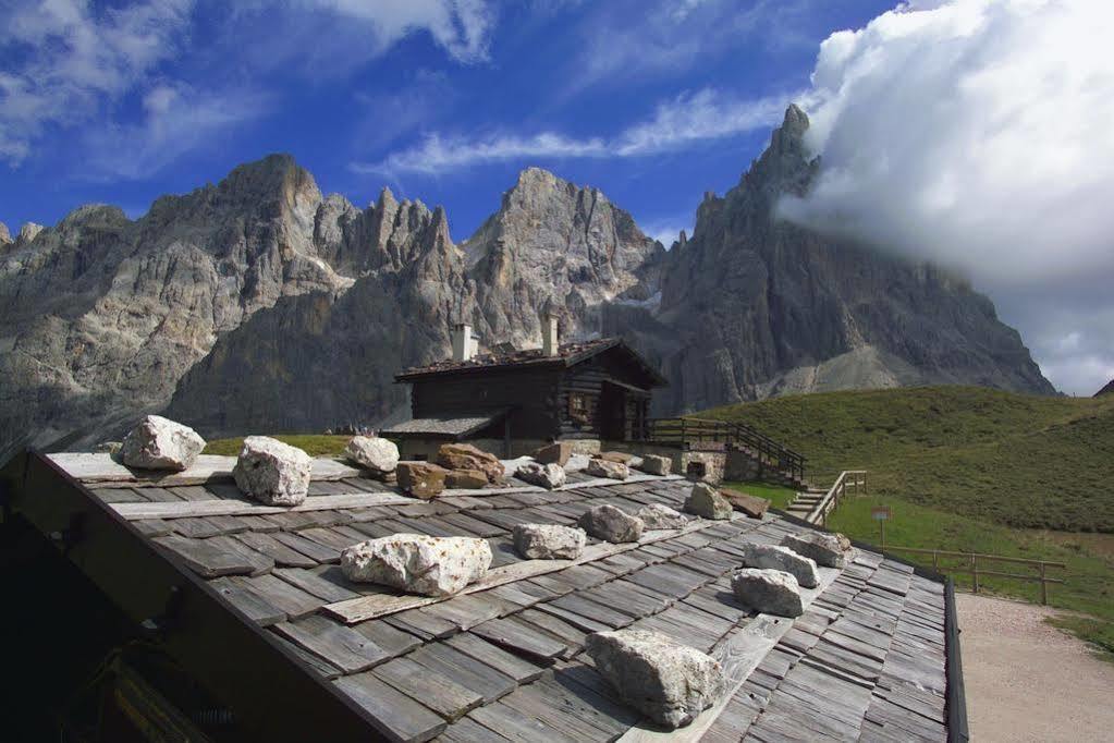 Sporting Aparthotel San Martino Di Castrozza Bagian luar foto