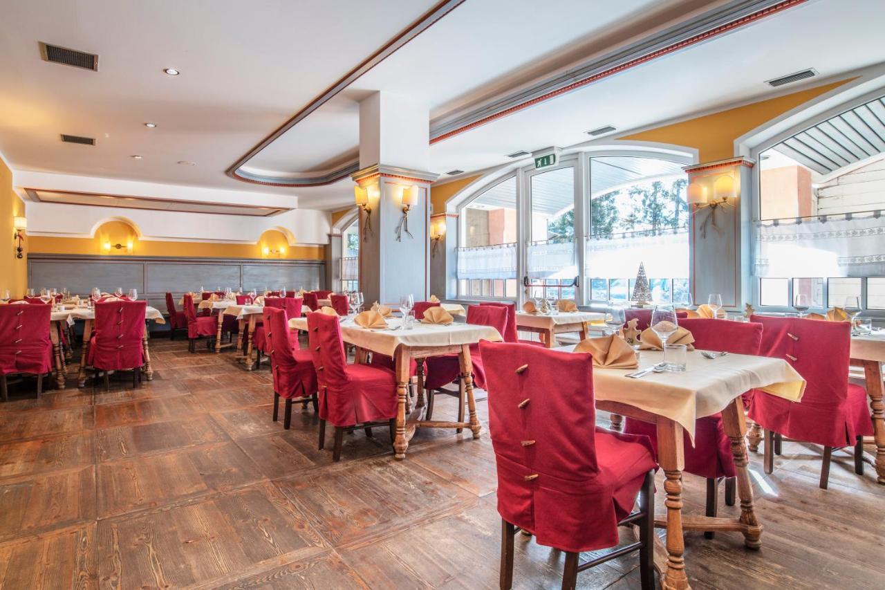 Sporting Aparthotel San Martino Di Castrozza Bagian luar foto