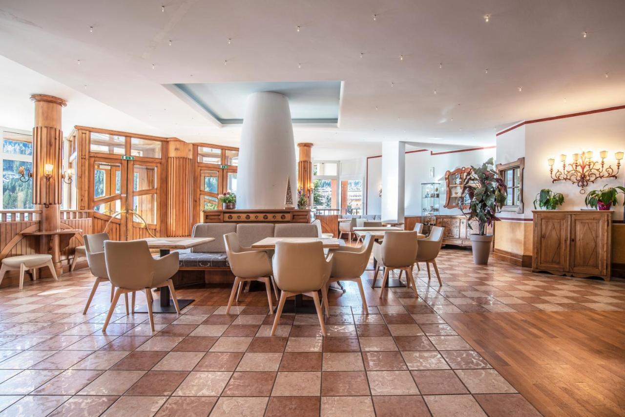 Sporting Aparthotel San Martino Di Castrozza Bagian luar foto